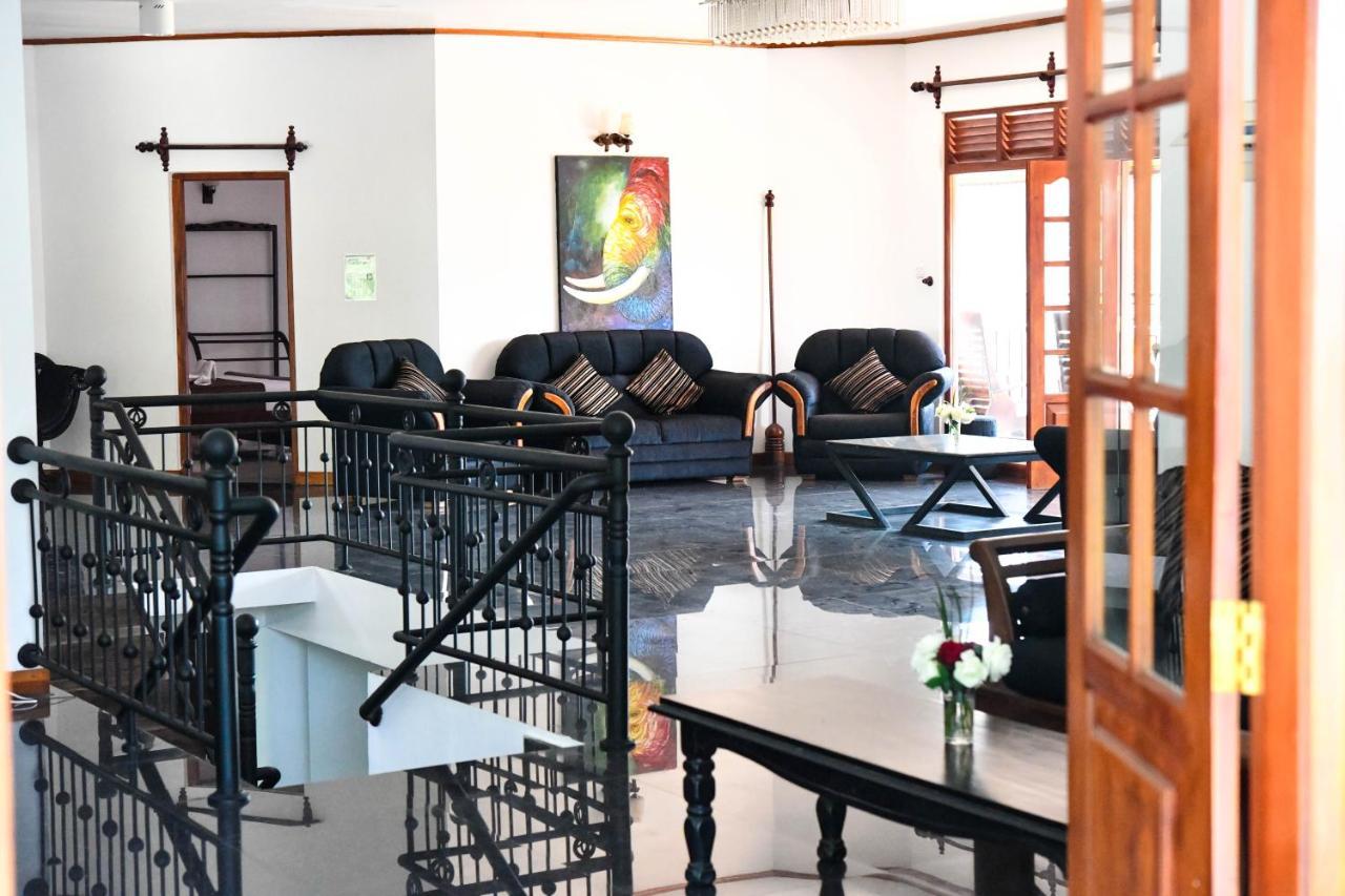 Sangrilla Holiday Resort - Level 1 Certified 반다라웰라 외부 사진